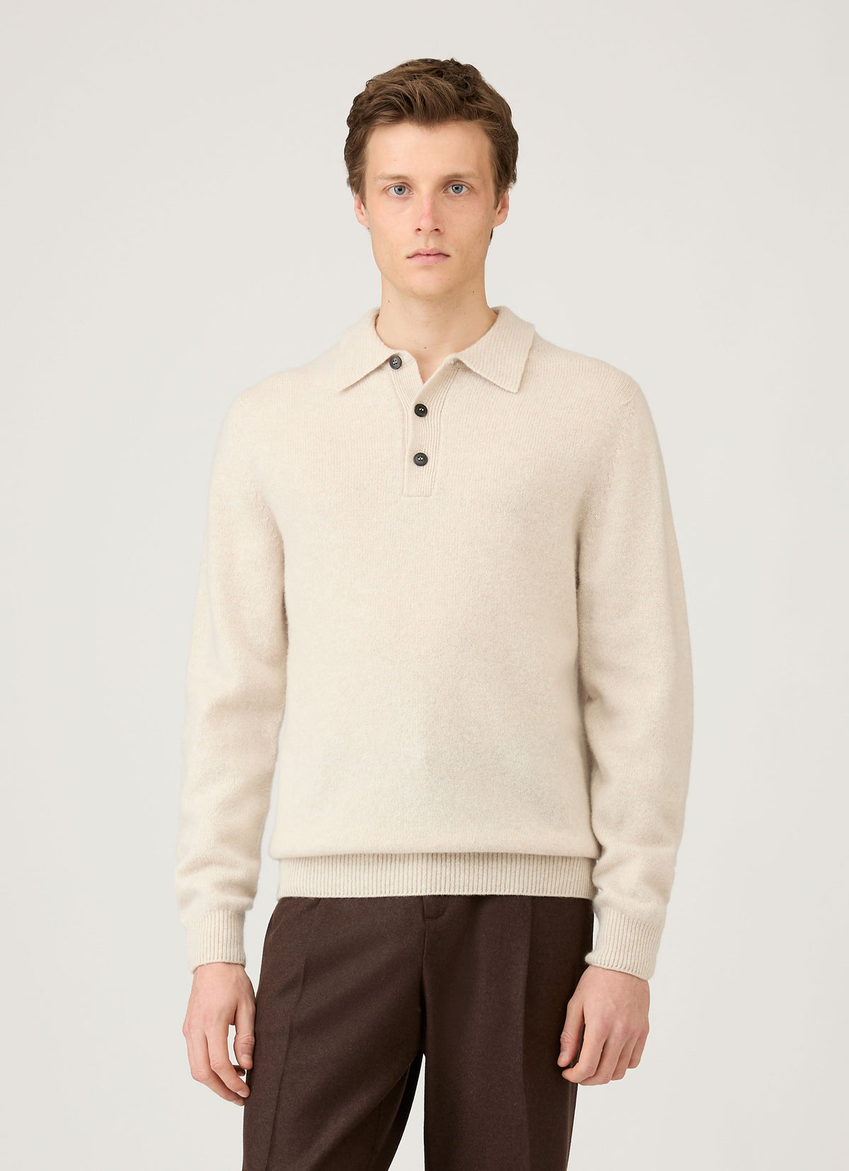 Sunspel Lambswool Knitted Polo Shirt - Oatmeal Melange - model view